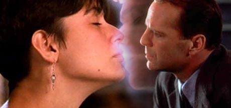 Bruce Willis kao Sam Wheat (Duh)