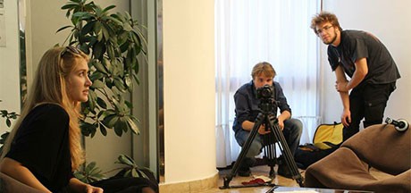 Leo Vitasović: "Filmska revija mladeži je odlična odskočna daska svim srednjoškolcima koji se žele baviti filmom" Leo Vitasović: "Filmska revija mladeži je odlična odskočna daska svim srednjoškolcima koji se žele baviti filmom"
