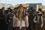 "Tko preživi, pričati će" - western komedija uz ćelavu Charlize Theron