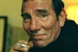 Preminuo glumac Pete Postlethwaite