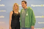 Jennifer Aniston u novom izdanju na premijeri filma "Moja lažna žena"