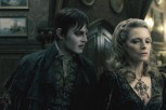 Burton, Depp, vampiri, vještice, čarobnice i čudna obitelj. Spremni za Sjene tame?