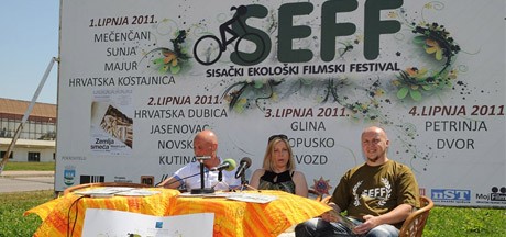 Sisak Eko Film Festival predstavljen u travi na zelenoj livadi Sisak Eko Film Festival predstavljen u travi na zelenoj livadi